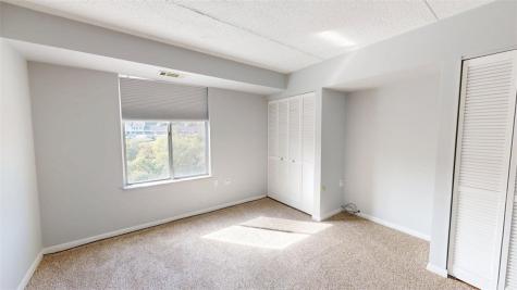 2120 Greentree Road Scott Township PA 15220