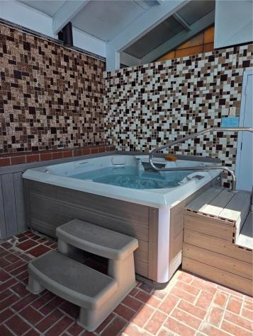 2120 Greentree Road Scott Township PA 15220