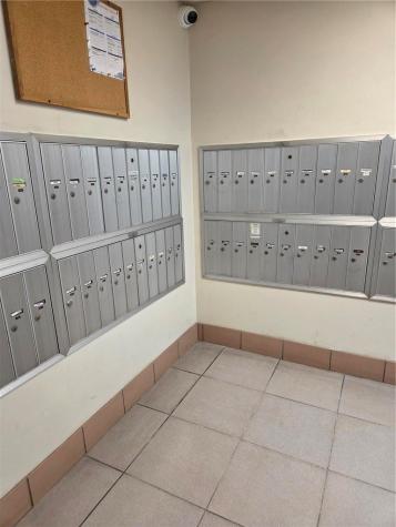 2120 Greentree Road Scott Township PA 15220