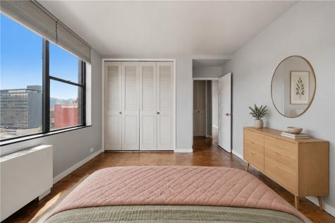 112 Washington Place Downtown Pgh PA 15219