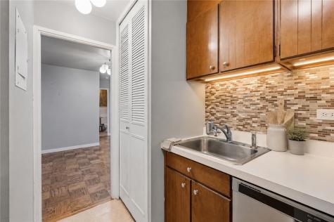 112 Washington Place Downtown Pgh PA 15219