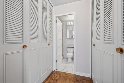 112 Washington Place Downtown Pgh PA 15219