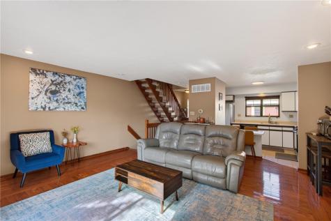 104 Longfellow Court Swissvale PA 15218