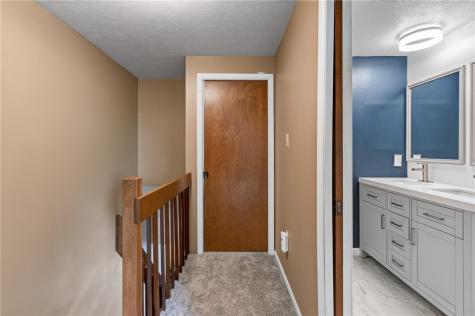 104 Longfellow Court Swissvale PA 15218