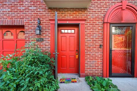 104 Longfellow Court Swissvale PA 15218