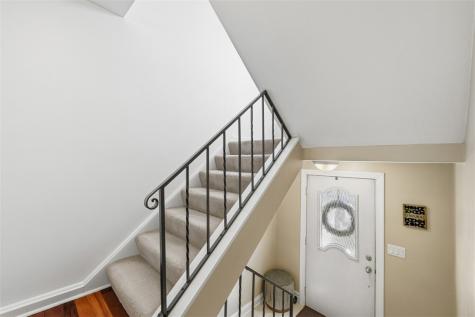 642 Woodcrest Drive Robinson Township PA 15205