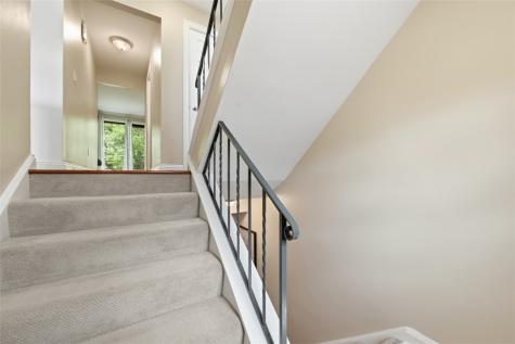 642 Woodcrest Drive Robinson Township PA 15205