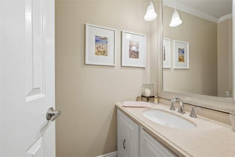 642 Woodcrest Drive Robinson Township PA 15205