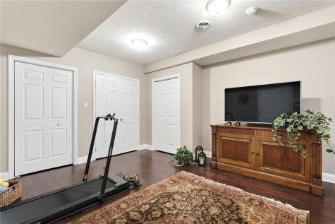 2372 Hilltop Road Collier Township PA 15142