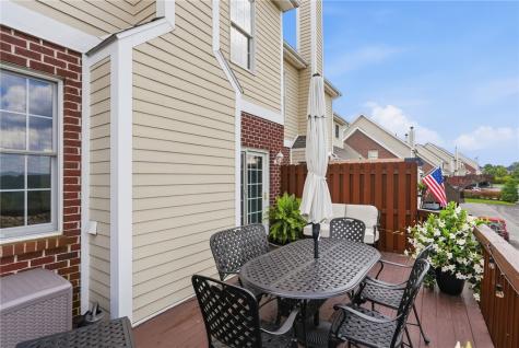 2372 Hilltop Road Collier Township PA 15142