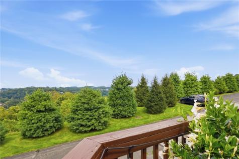 2372 Hilltop Road Collier Township PA 15142