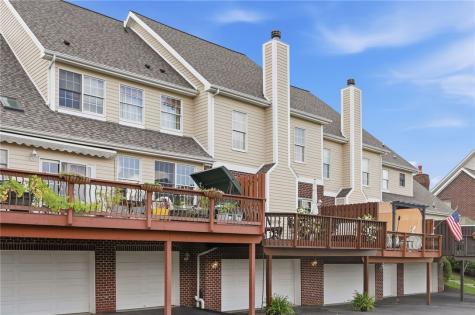 2372 Hilltop Road Collier Township PA 15142
