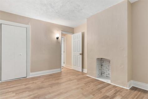 226 Glenwood Avenue Hazelwood PA 15207