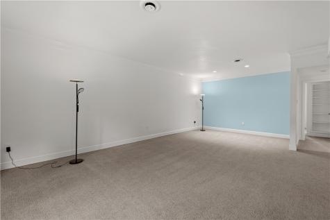 5922 Howe Street Shadyside PA 15232