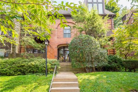 5922 Howe Street Shadyside PA 15232