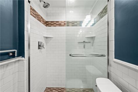 5922 Howe Street Shadyside PA 15232