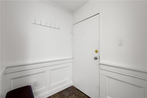 5922 Howe Street Shadyside PA 15232