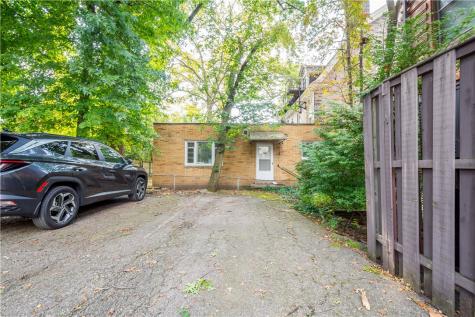 5922 Howe Street Shadyside PA 15232