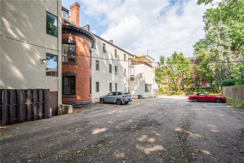 5922 Howe Street Shadyside PA 15232