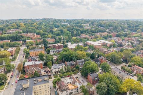 5922 Howe Street Shadyside PA 15232
