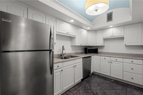 5922 Howe Street Shadyside PA 15232