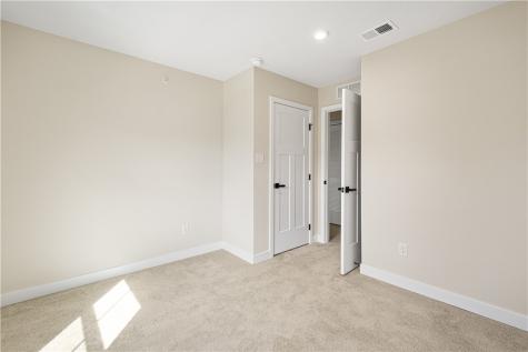 120 Crown Street Kennedy Township PA 15136