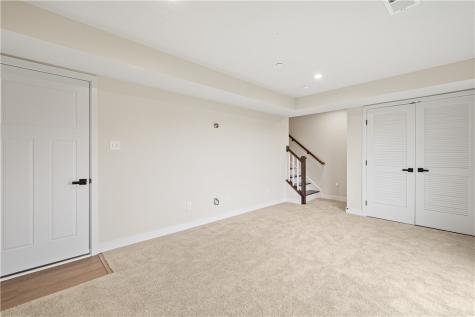 120 Crown Street Kennedy Township PA 15136