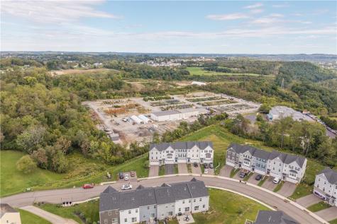 120 Crown Street Kennedy Township PA 15136