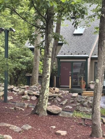 523 Laurel Pond Farmington PA 15437