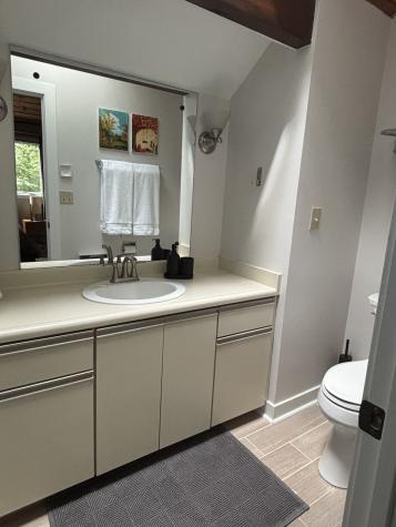 523 Laurel Pond Farmington PA 15437