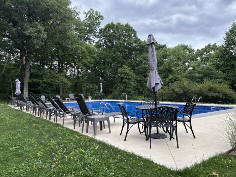 523 Laurel Pond Farmington PA 15437