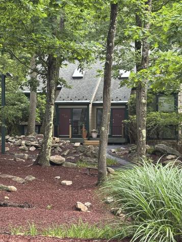 523 Laurel Pond Farmington PA 15437