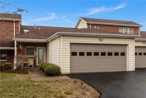 107 Boxwood Court Peters Township PA 15317