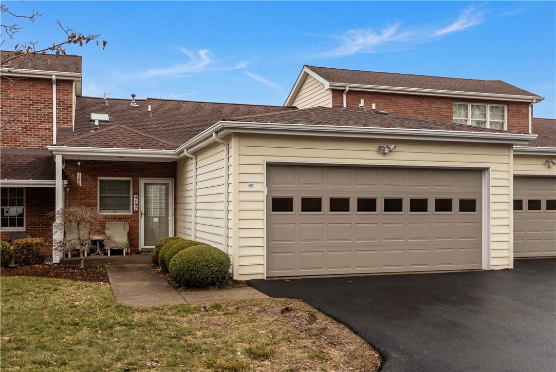 107 Boxwood Court Peters Township PA 15317