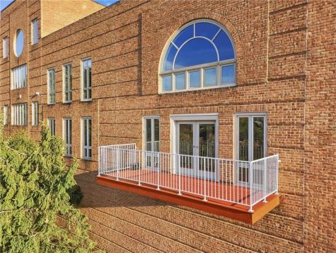 207 N Woodland Road Shadyside PA 15232