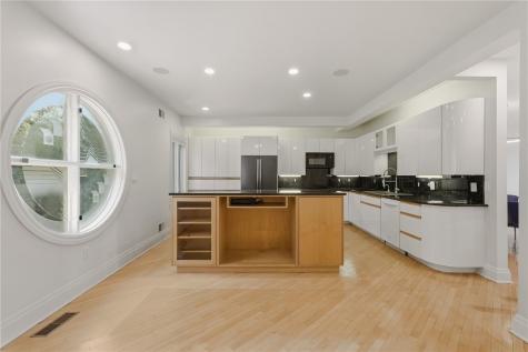 207 N Woodland Road Shadyside PA 15232