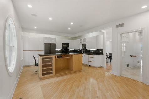 207 N Woodland Road Shadyside PA 15232