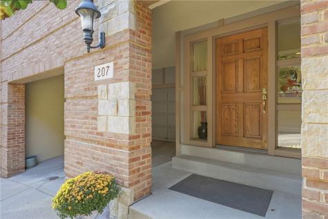 207 N Woodland Road Shadyside PA 15232