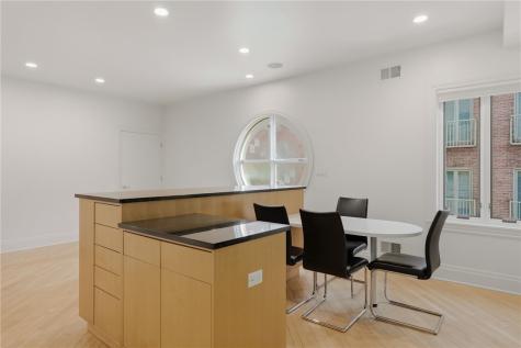 207 N Woodland Road Shadyside PA 15232