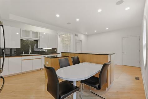 207 N Woodland Road Shadyside PA 15232