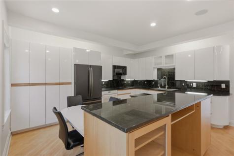 207 N Woodland Road Shadyside PA 15232