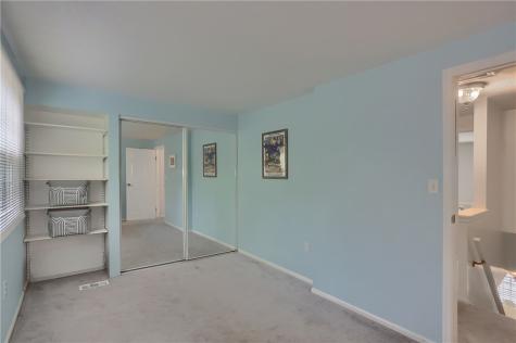29 Meanor Street Findlay Township PA 15126