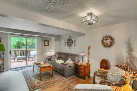 29 Meanor Street Findlay Township PA 15126