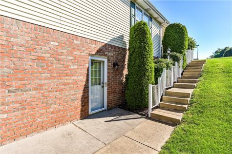 319 Overview Circle South Greensburg Boro PA 15601