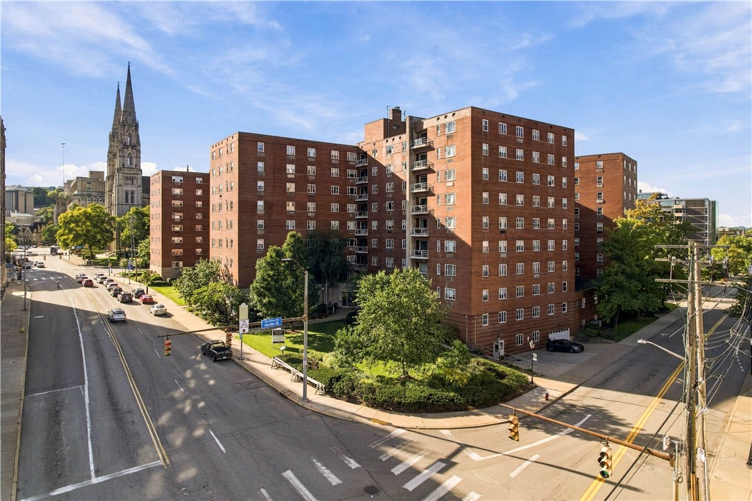 4625 Fifth Avenue Oakland PA 15213
