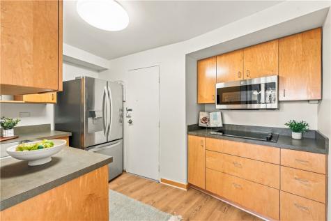 4625 Fifth Avenue Oakland PA 15213