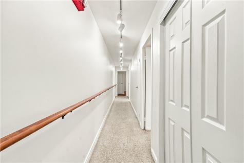 4625 Fifth Avenue Oakland PA 15213