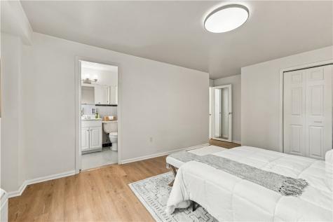4625 Fifth Avenue Oakland PA 15213