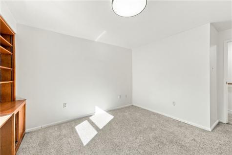 4625 Fifth Avenue Oakland PA 15213