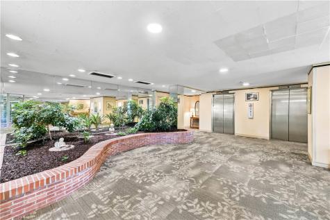 4625 Fifth Avenue Oakland PA 15213